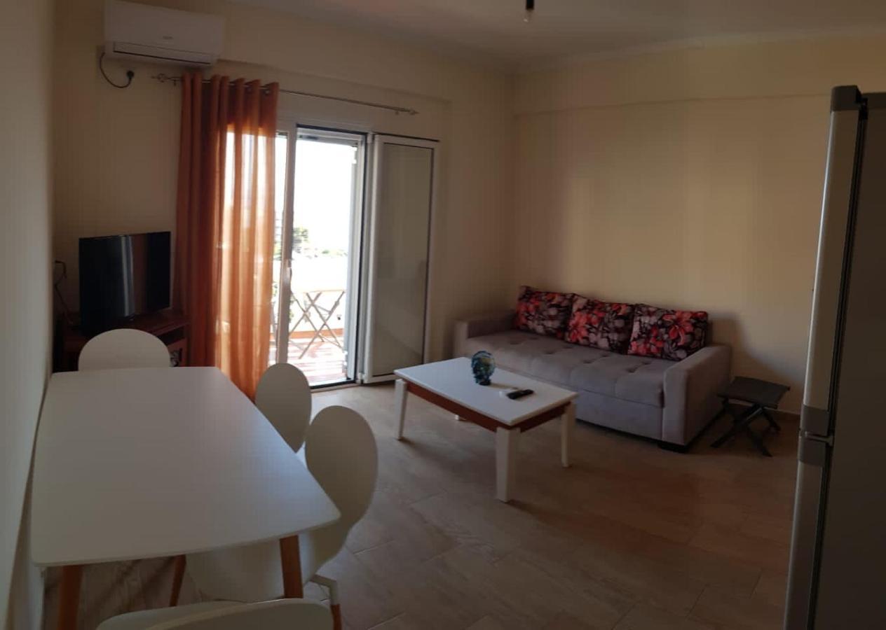 Stunning Sea View Apartments Sarandë Buitenkant foto