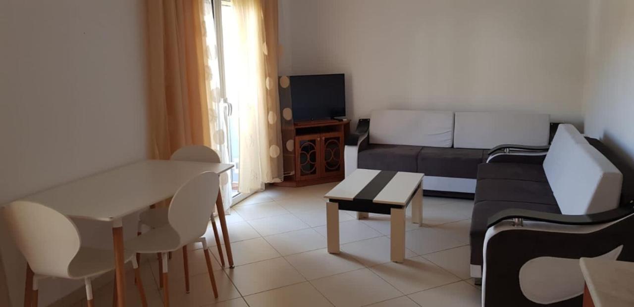 Stunning Sea View Apartments Sarandë Buitenkant foto